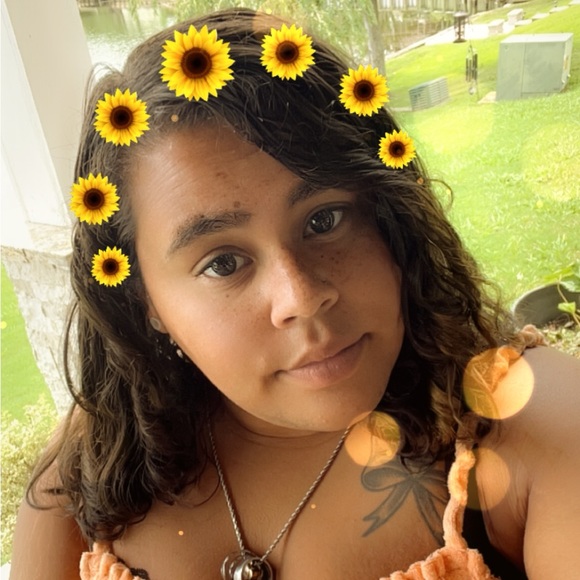 lucillenicole